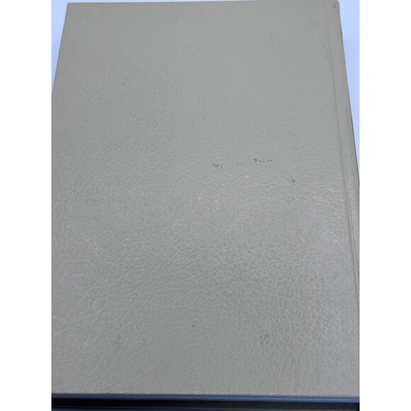 World Topics Yearbook 1991 Hardcover Book Encyclopedia Informational Facts - Picture 3 of 11